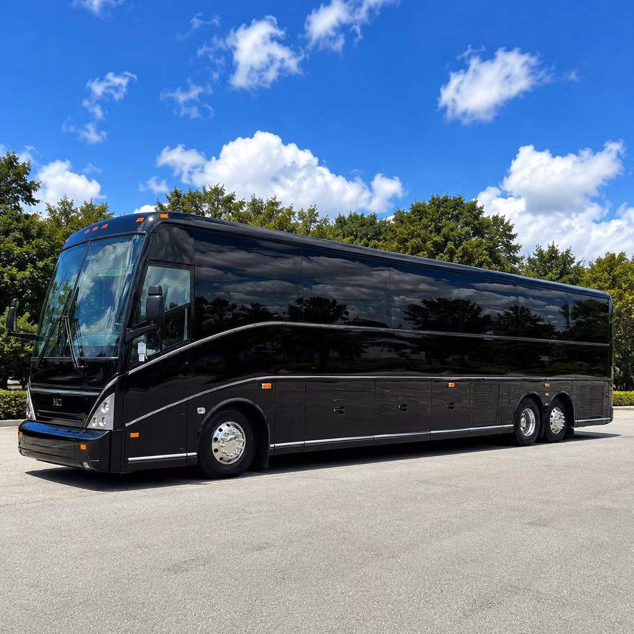 cedar rapidscharter bus rental